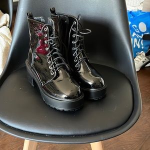 Combat boots platform